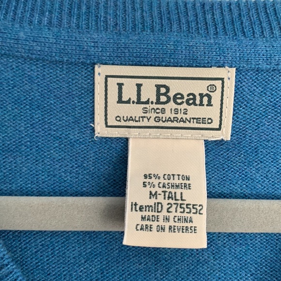 LL Bean Mens Size M Tall Blue V Neck Sweater Cotton/Cashmere - Picture 2 of 6